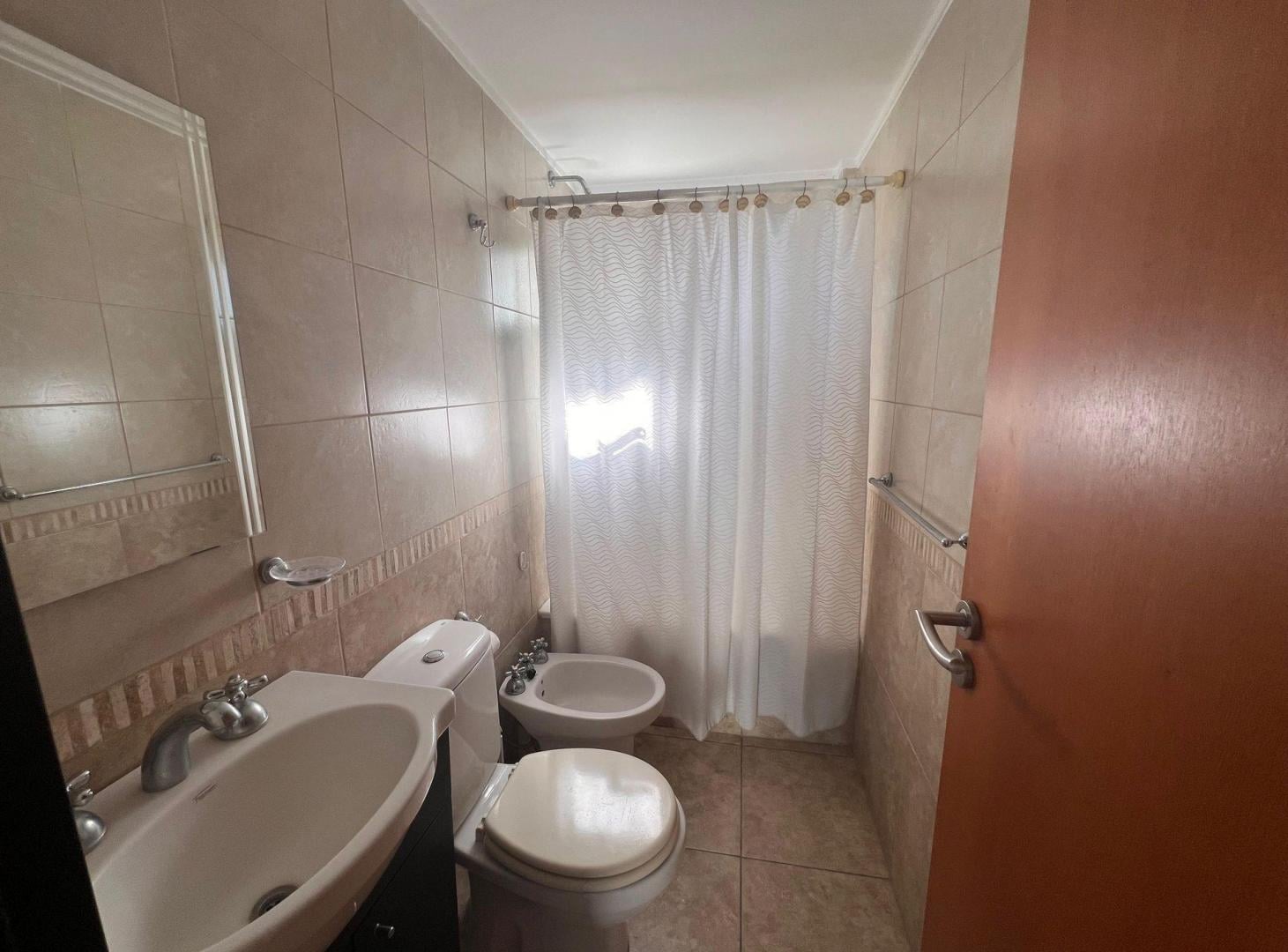 Foto de DEPARTAMENTO MONOAMBIENTE EN ALQUILER EN LA PLATA, imagen 1