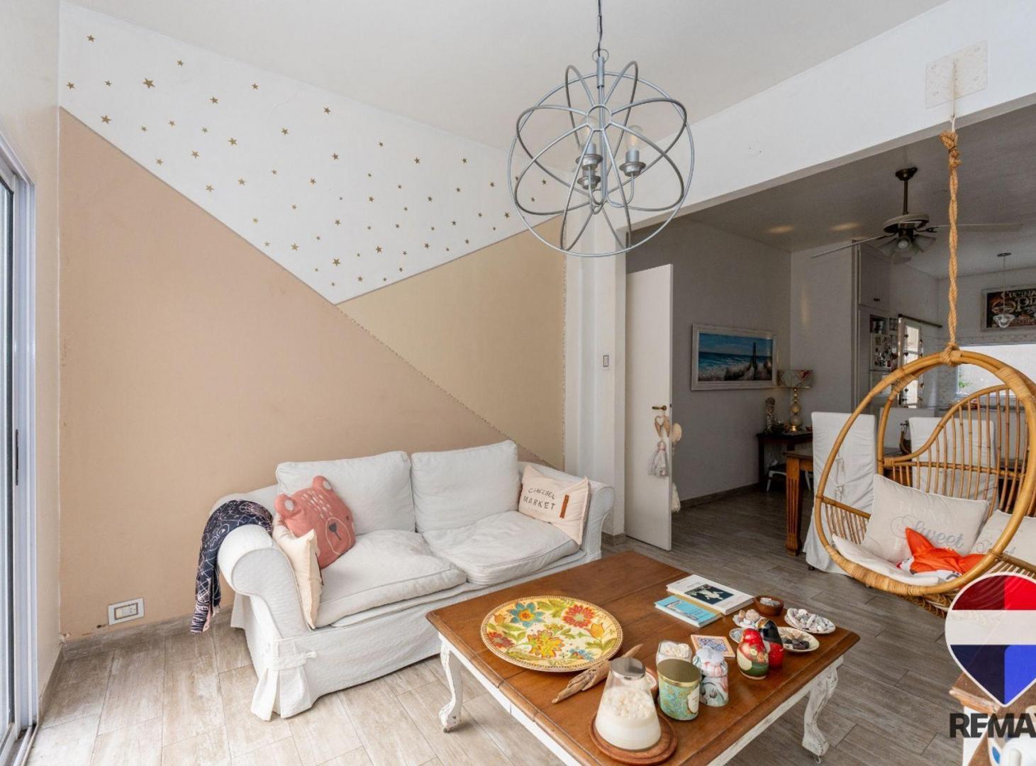 Foto de PH en Venta con Terraza Propia en Parque Chacabuco, imagen 1