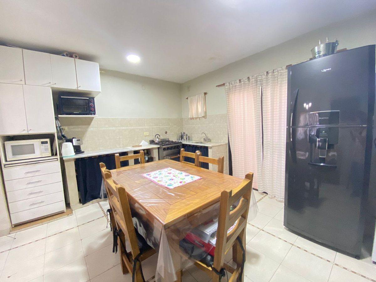 Foto de CASA EN VENTA - LOS HORNOS, imagen 4