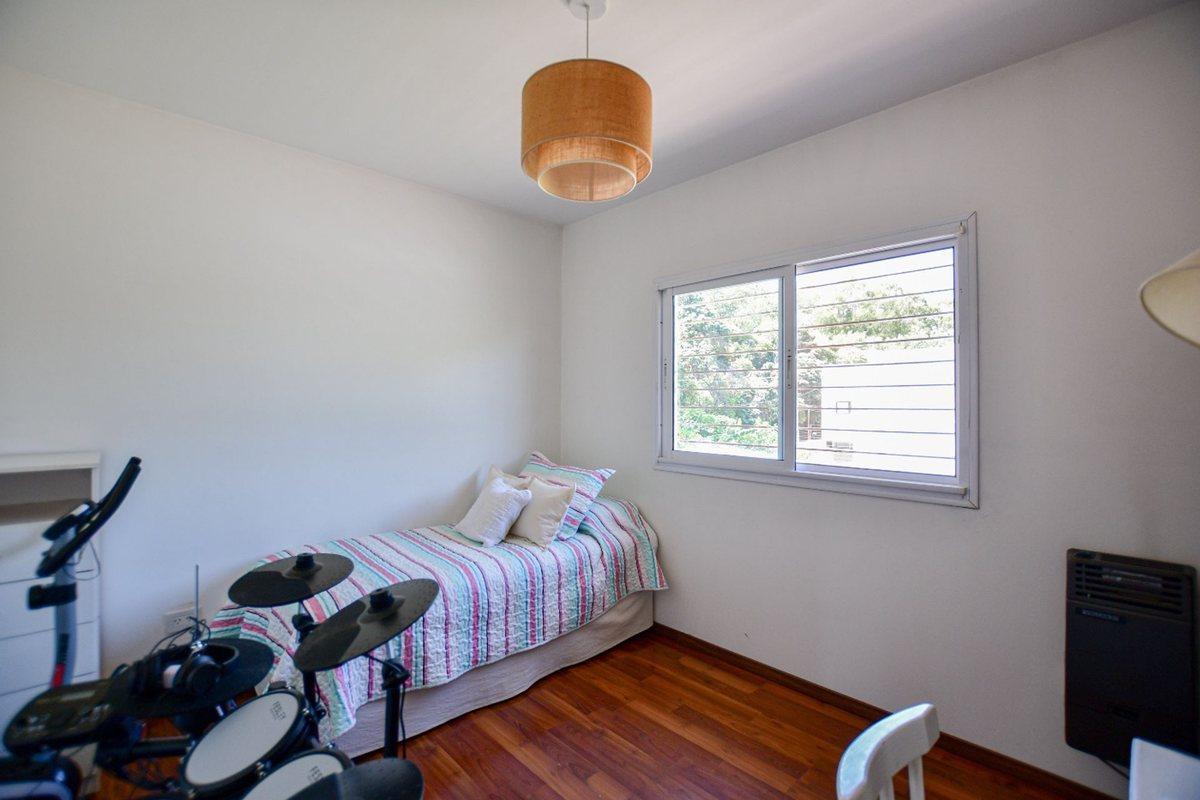 Foto de CASA EN VENTA GONNET, imagen 4