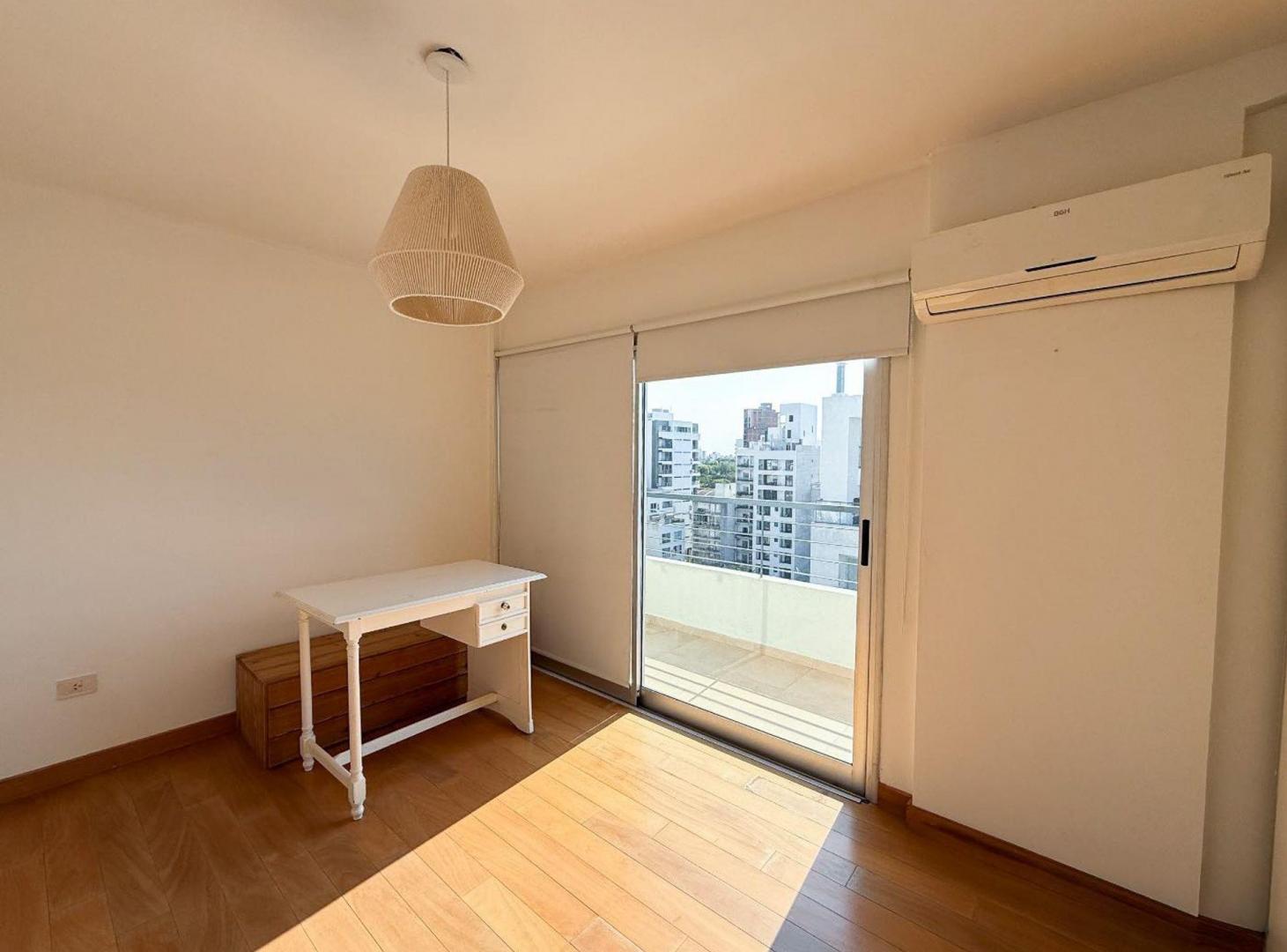 Foto de DEPARTAMENTO 2 DORMITORIOS, VENTA LA PLATA COCHERA, imagen 3