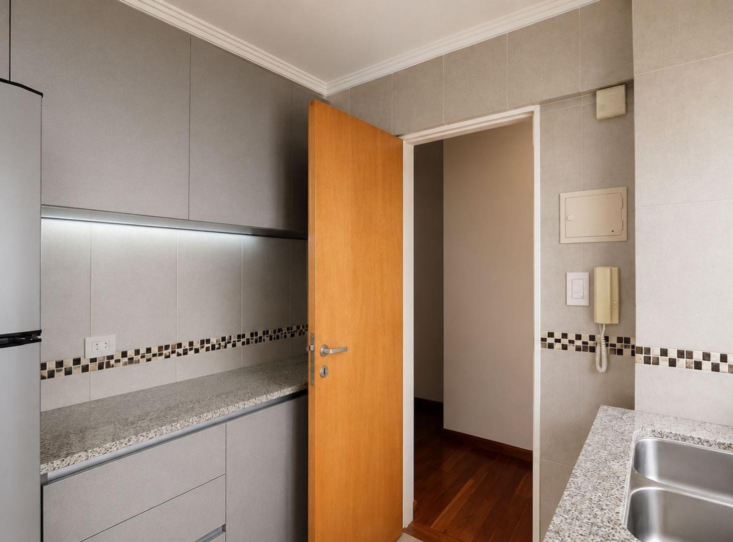 Foto de DEPARTAMENTO 2 DORMITORIOS EN VENTA LA PLATA, imagen 2