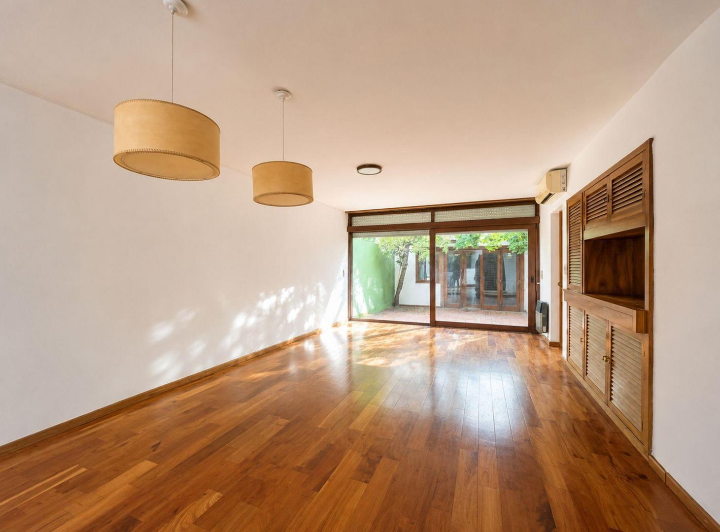 Foto de Venta casa patio y cochera La Plata, imagen 4