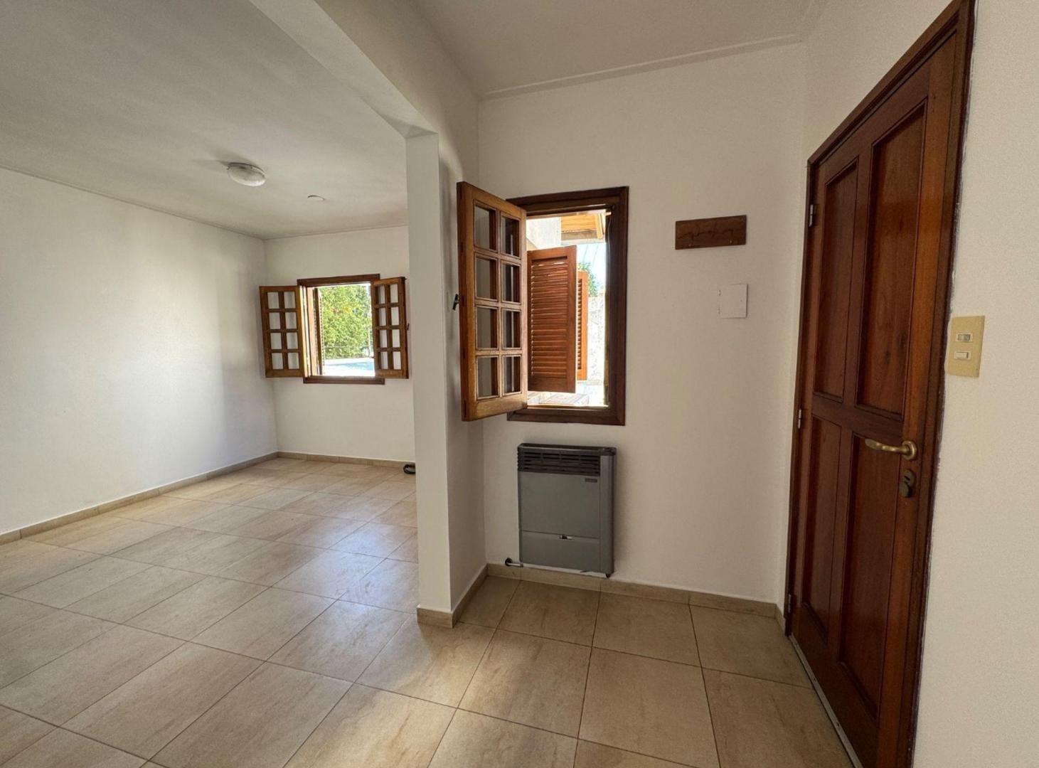 Foto de VENTA PH en LA PLATA- casco 2 dormitorios, imagen 2