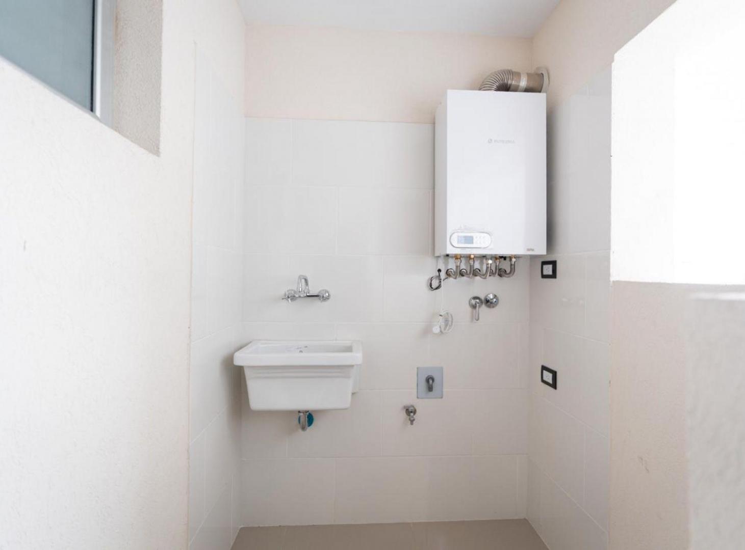 Foto de Departamento de un dormitorio en venta en La Plata, imagen 4