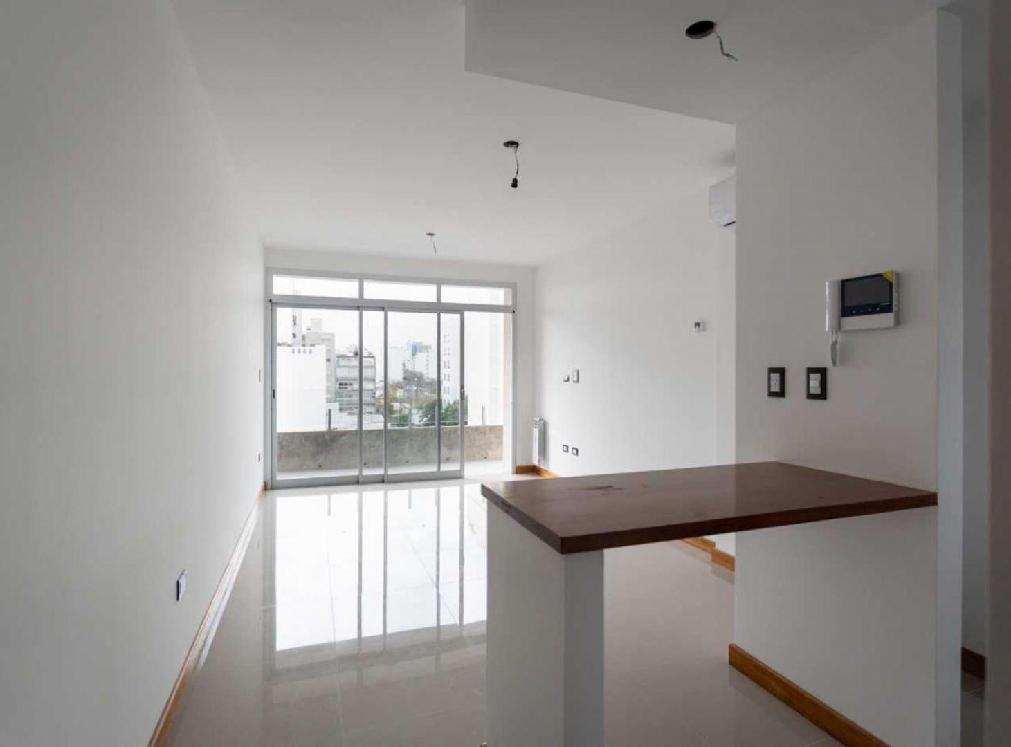 Foto de Departamento de un dormitorio en venta en La Plata, imagen 5