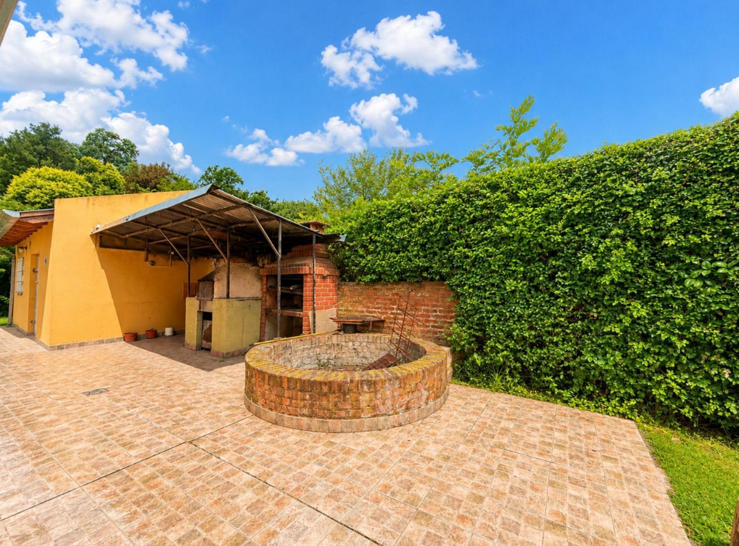 Foto de CASA QUINTA VENTA 2500 m2 EL PATO BERAZATEGUI, imagen 2