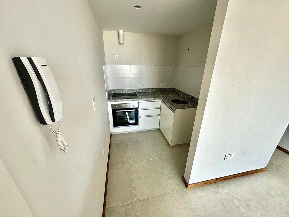 Foto de Departamento Monoambiente en venta La Plata, imagen 2
