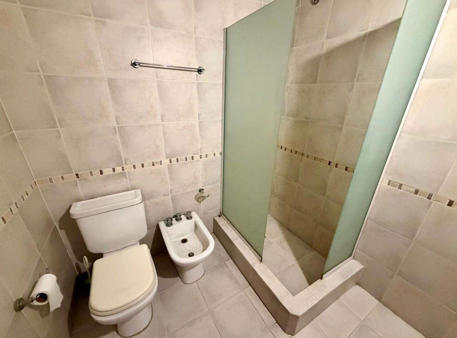 Foto de Venta ph dos dormitorios y patio La Plata, imagen 5