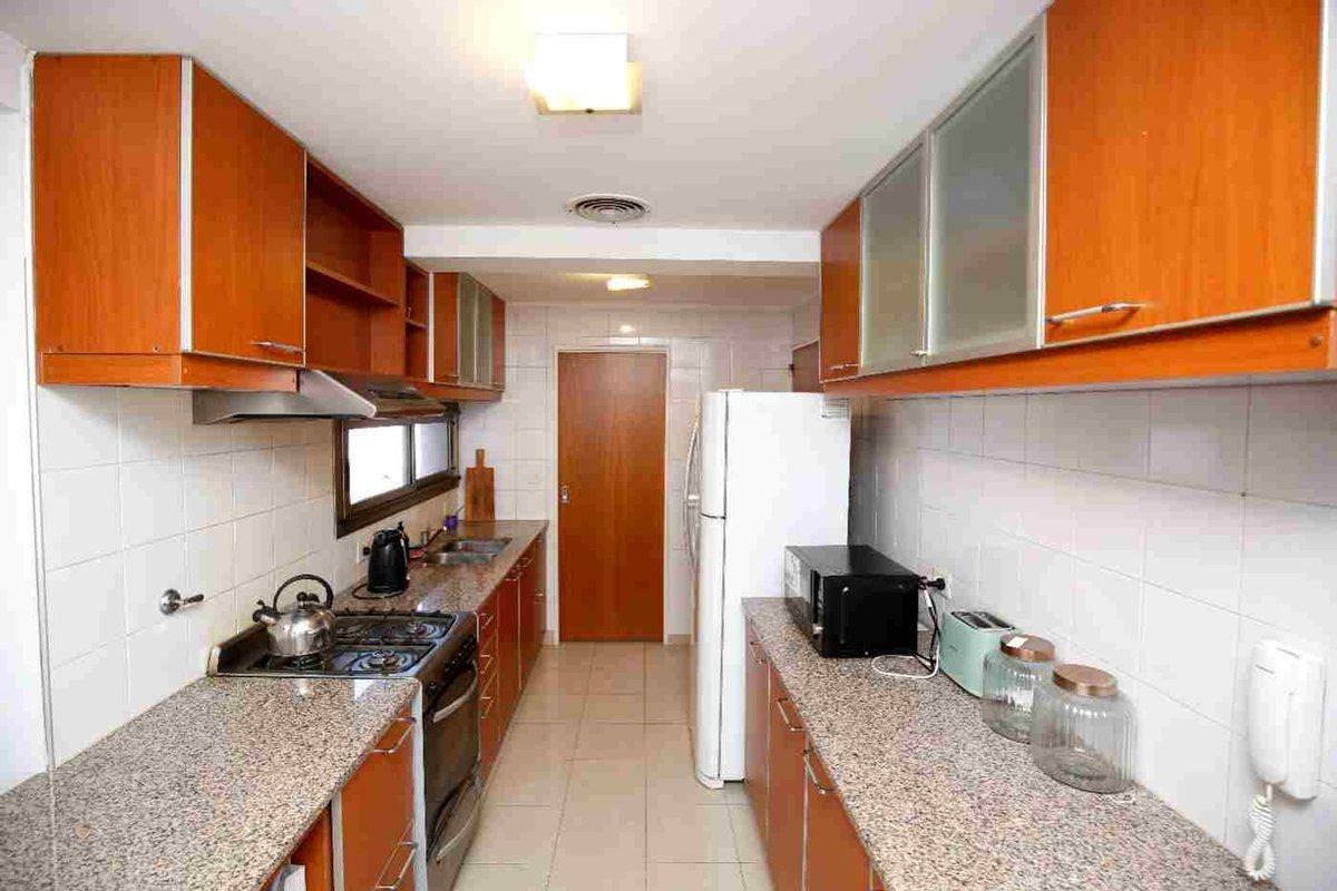 Foto de Departamento 2 dormitorios y cochera en alquiler, imagen 5