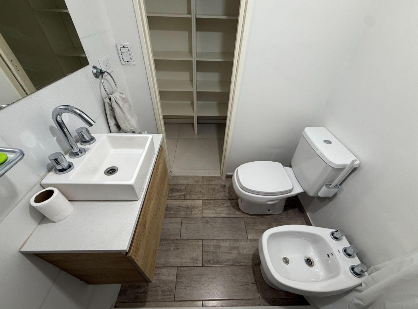 Foto de ALQUILER DEPARTAMENTO MONOAMBIENTE LA PLATA, imagen 4