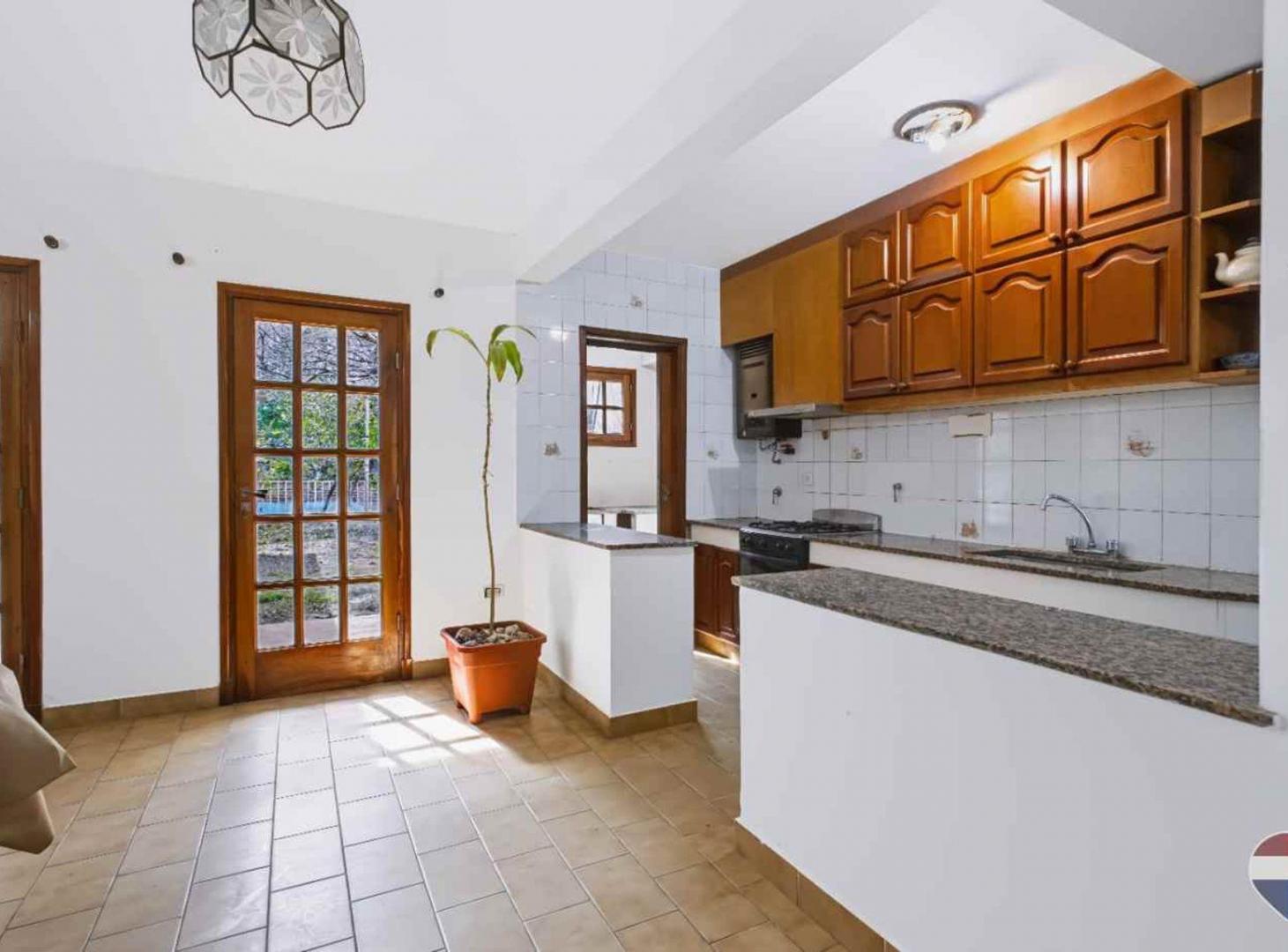 Foto de CASA EN VENTA LA PLATA, imagen 2