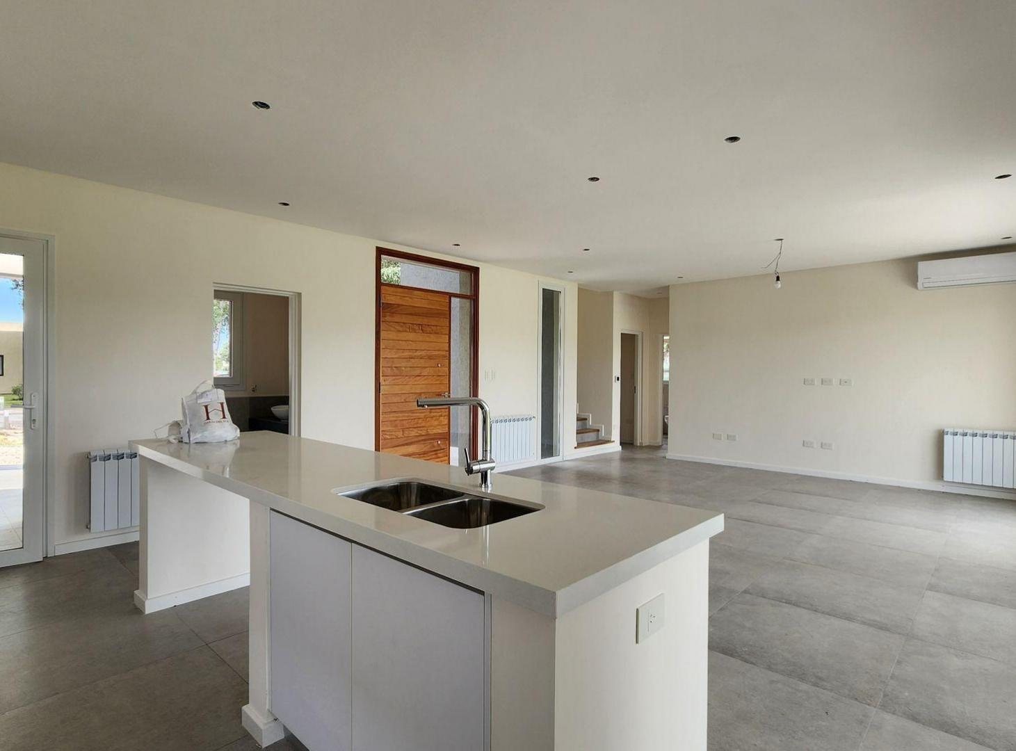 Foto de CASA EN VENTA EN HARAS DEL SUR III, imagen 2