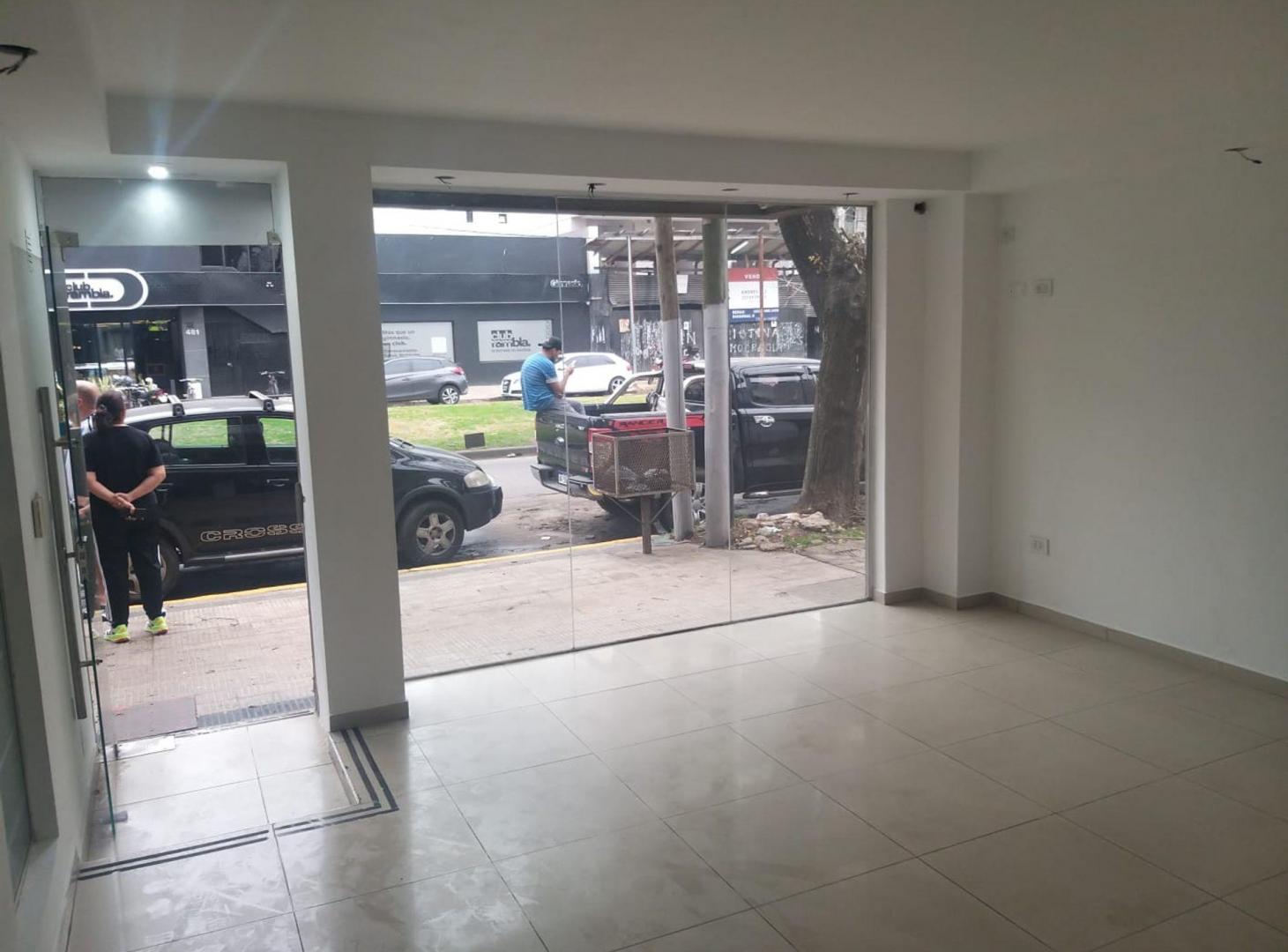 Foto de Local en venta en La Plata, imagen 1