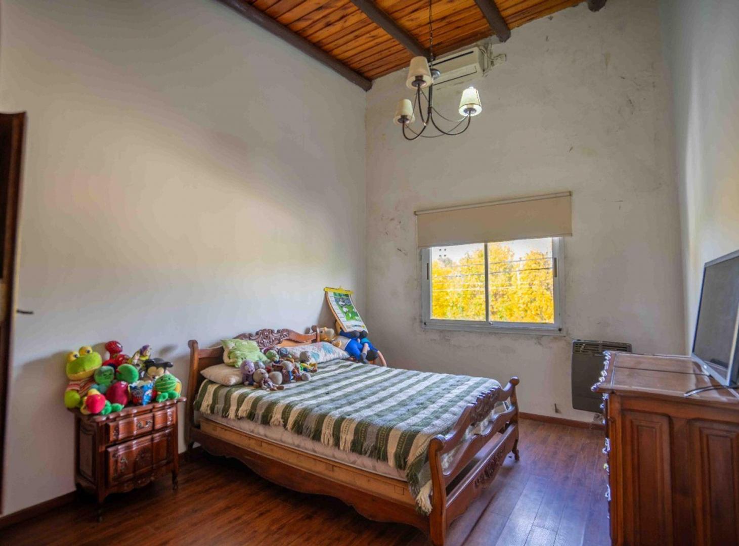 Foto de CASA EN VENTA DE 3 DORMITORIOS EN VILLA CASTELLS,, imagen 5