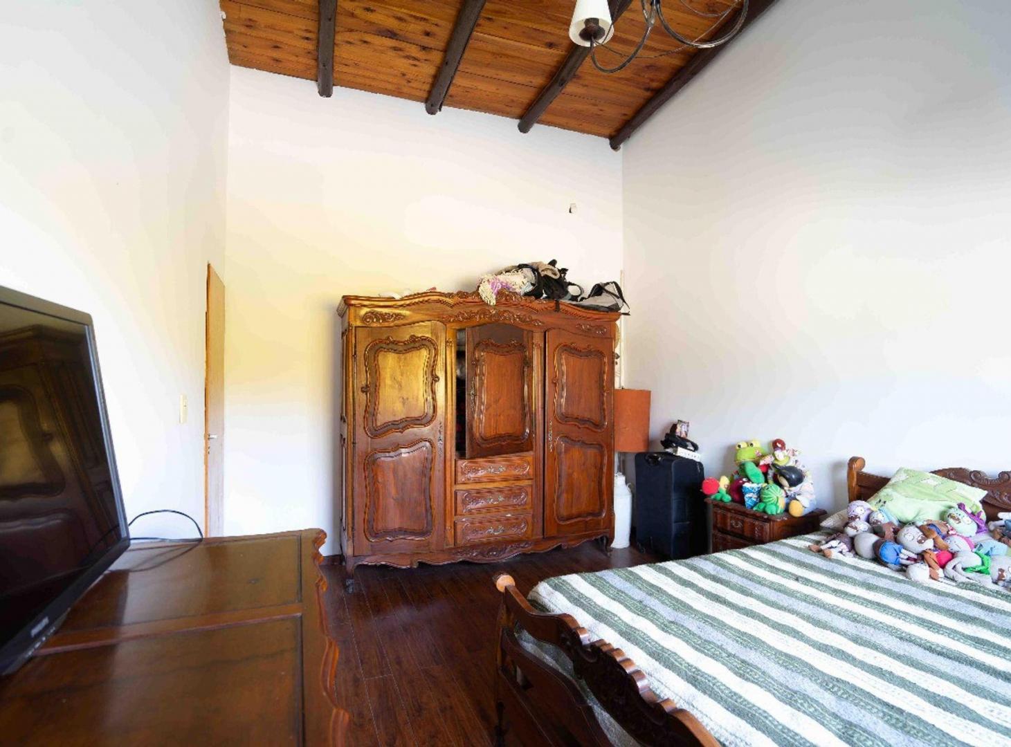Foto de CASA EN VENTA DE 3 DORMITORIOS EN VILLA CASTELLS,, imagen 4