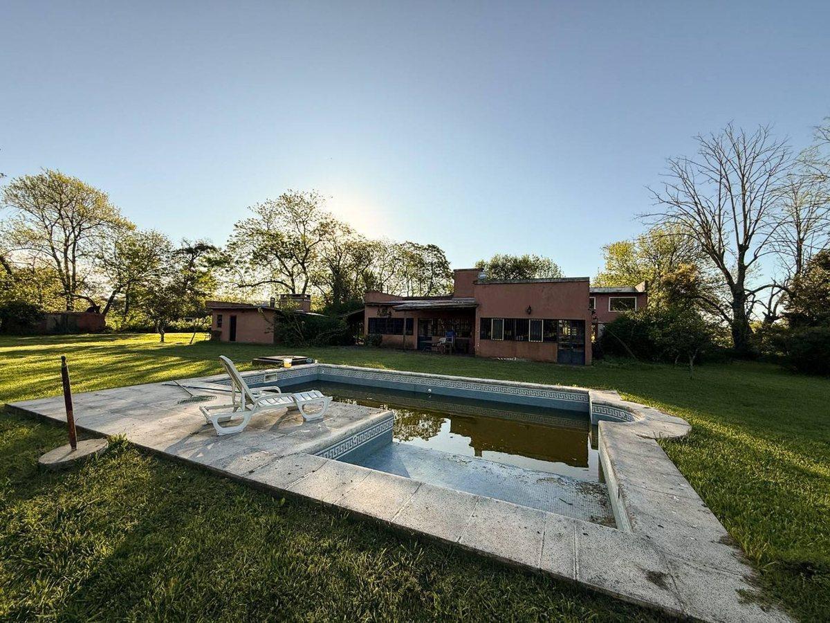 Foto de Campo en Venta en Los Hornos casa y pileta, imagen 3