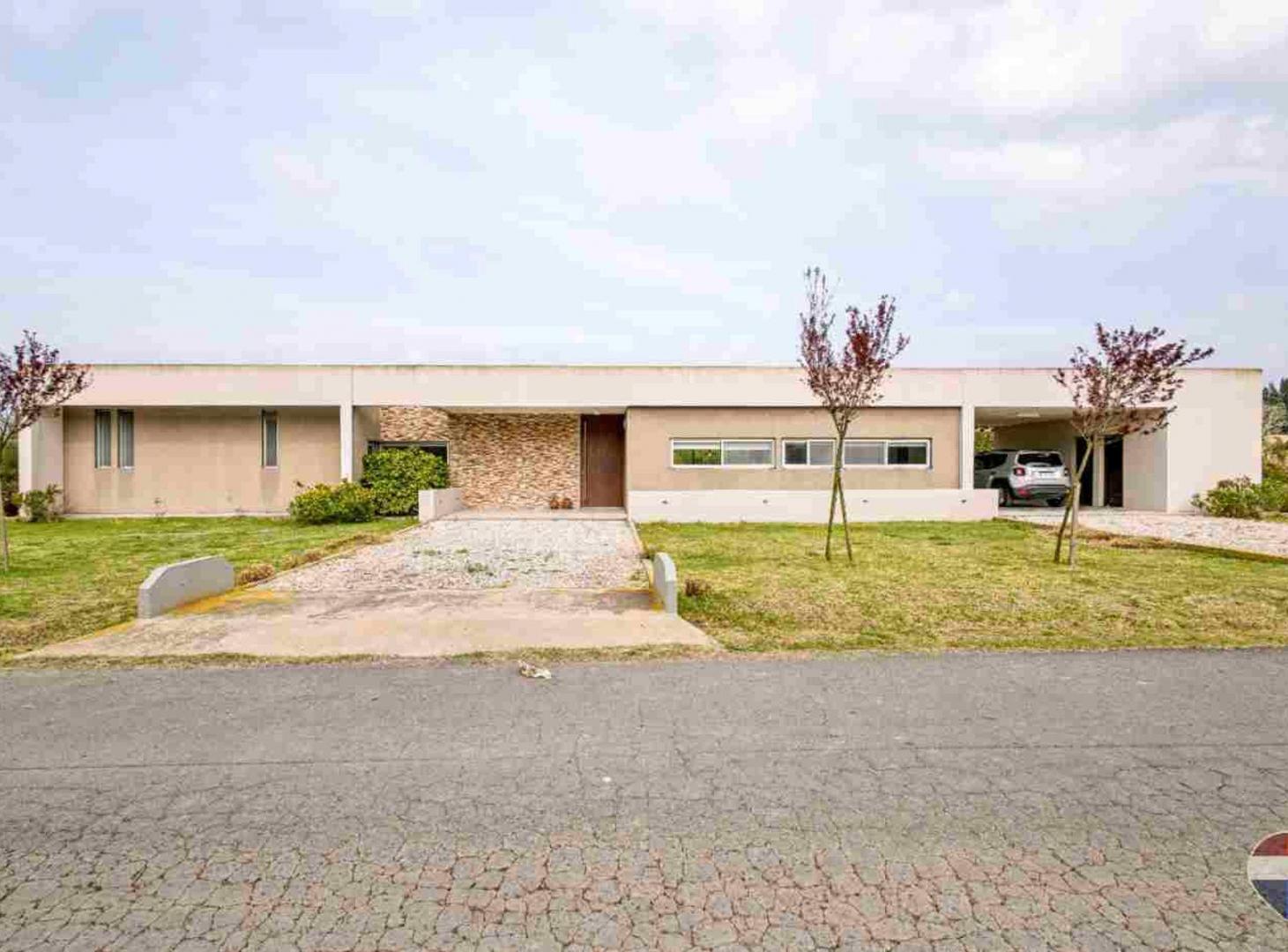 Foto de Casa a la venta en Haras del Sur 2 c pile climatiz, imagen 1