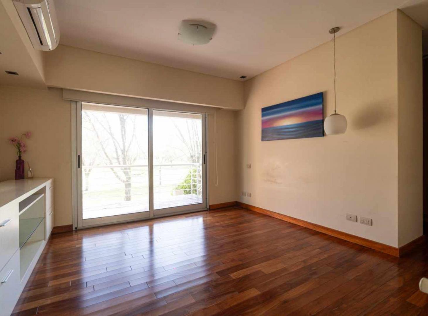 Foto de Casa de categoría en Haras del Sur, imagen 3