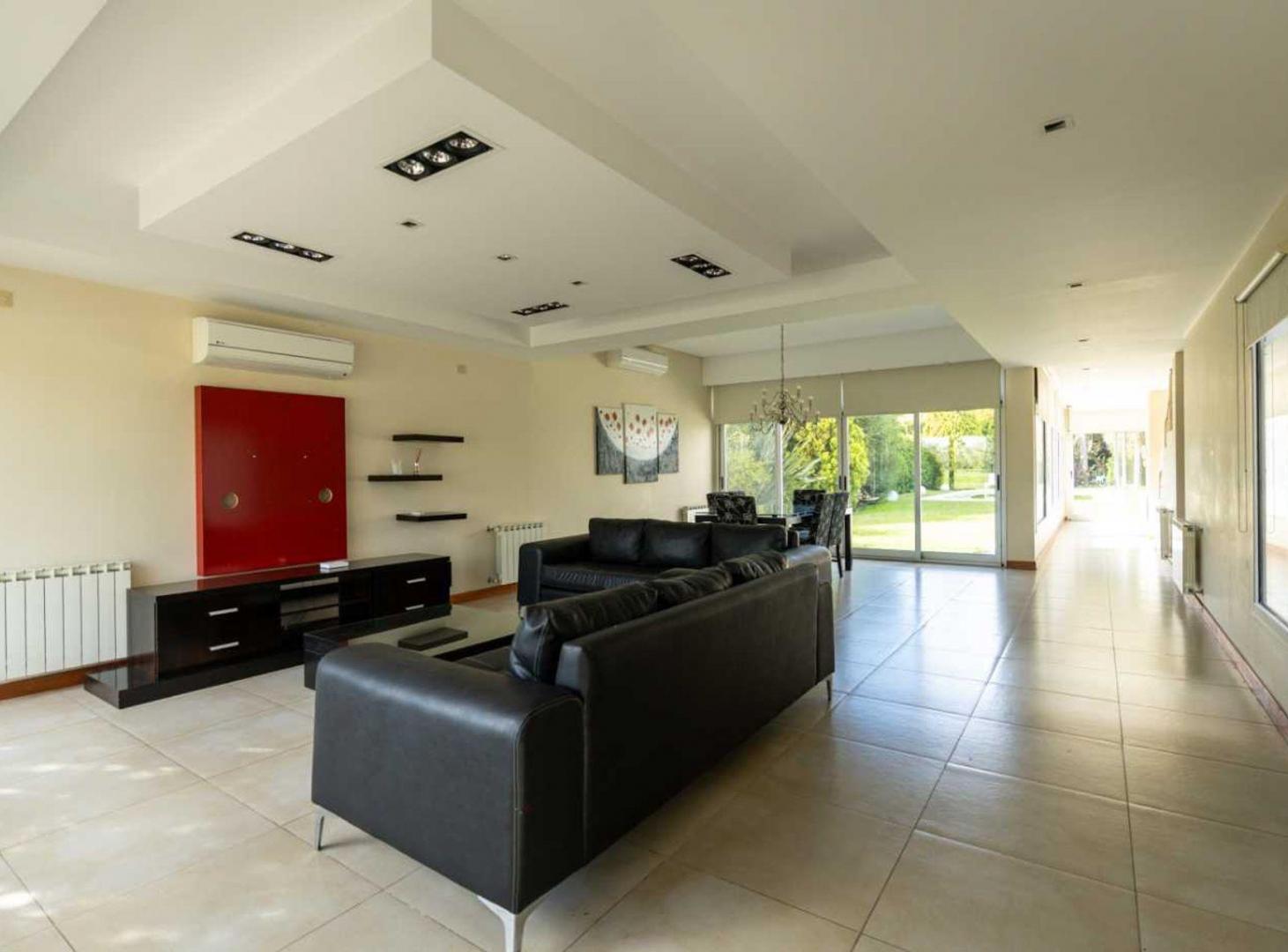 Foto de Casa de categoría en Haras del Sur, imagen 1