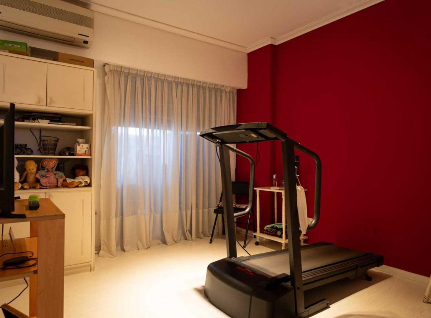 Foto de Departamento de 6 ambientes en Avellaneda cochera, imagen 5