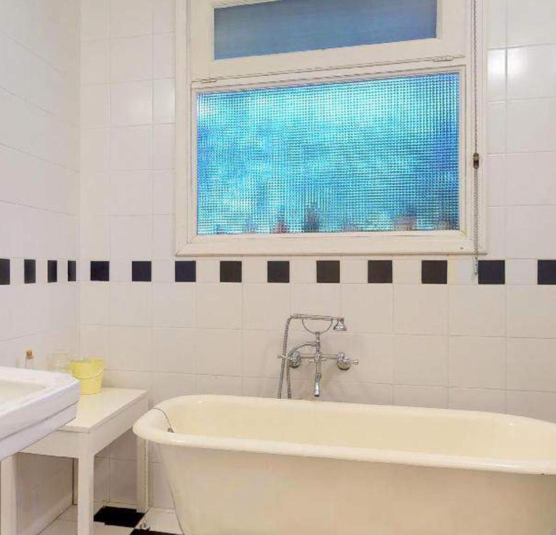 Foto de ALQUILER PERMANENTE CASA DE 5 DORMITORIOS, imagen 4