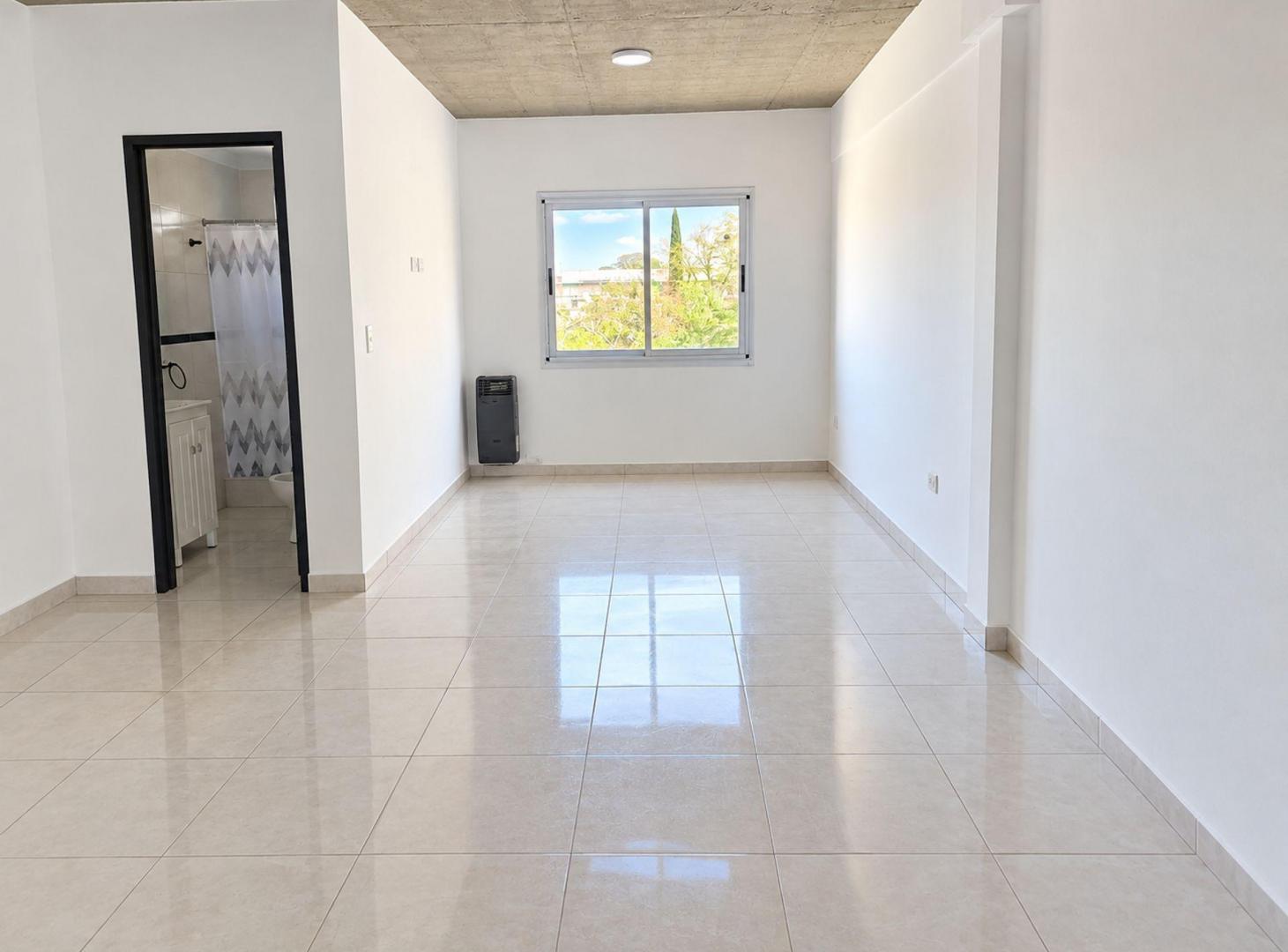 Foto de departamento en alquiler Berazategui, imagen 1