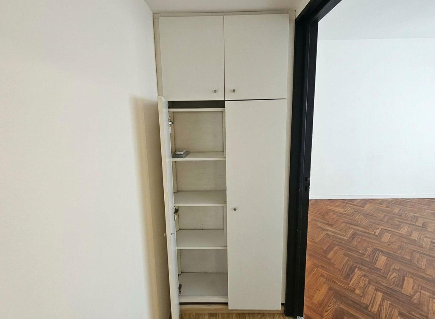 Foto de DEPARTAMENTO EN VENTA EN AVELLANEDA, imagen 2