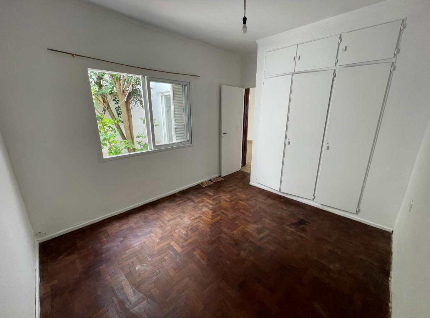 Foto de Venta casa en La Plata, imagen 2