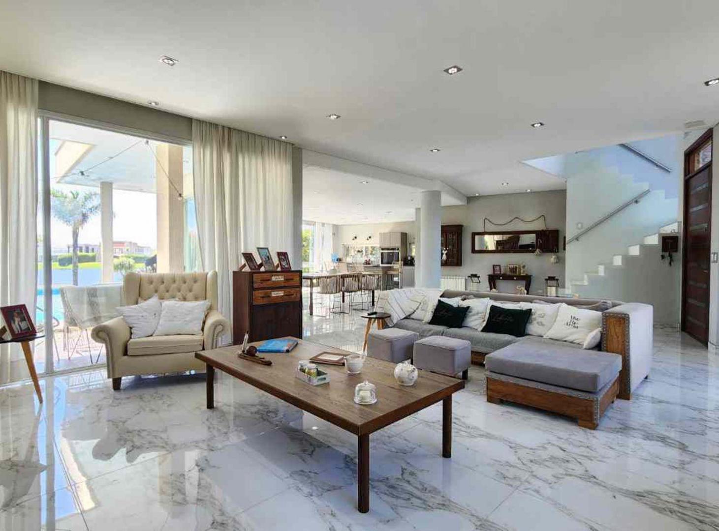 Foto de CASA EN VENTA EN BARRIO PRIVADO, imagen 1