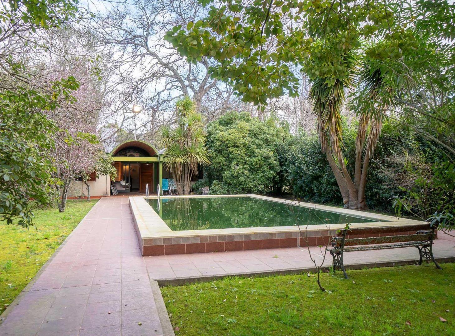 Foto de CASA EN VENTA EN CITY BELL PARQUE Y PILETA, imagen 5