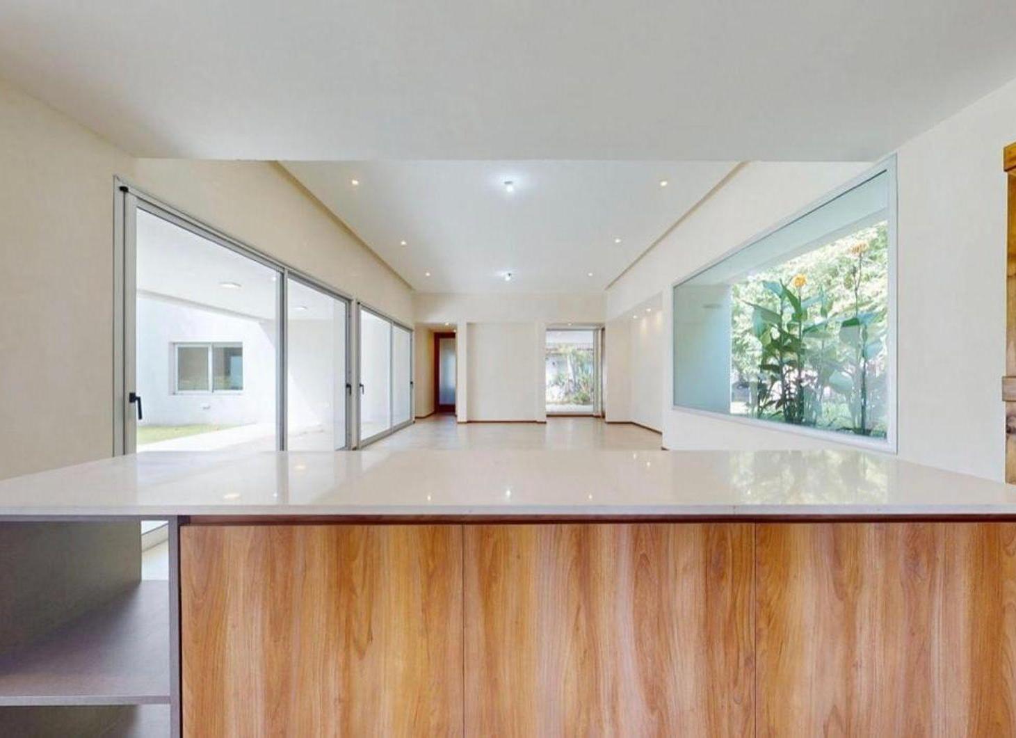 Foto de CASA EN VENTA EN MIRALAGOS, imagen 2