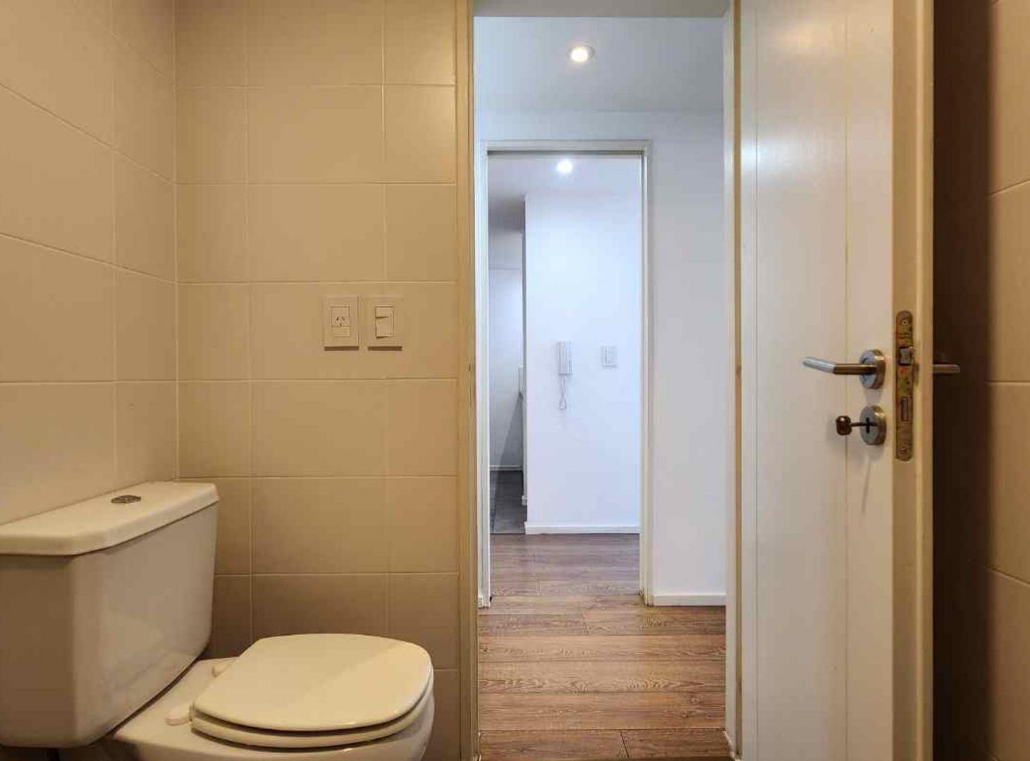 Foto de DEPARTAMENTO EN VENTA LA PLATA 1 DORMITORIO, imagen 3