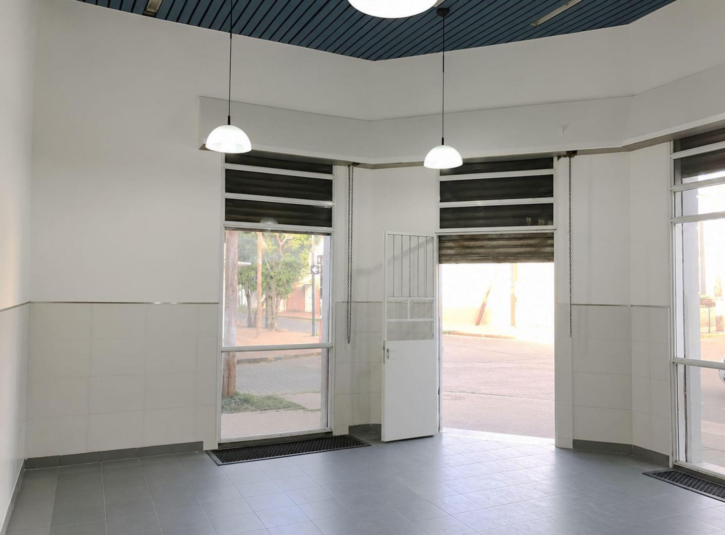 Foto de Local en venta en La Plata, imagen 3