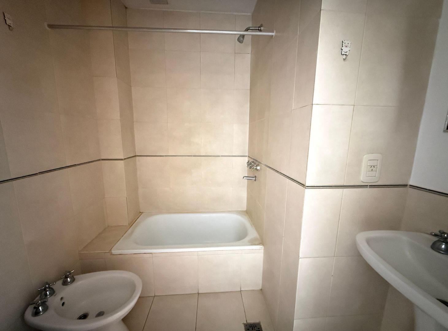 Foto de ALQUILER DEPARTAMENTO MONOAMBIENTE LA PLATA, imagen 4