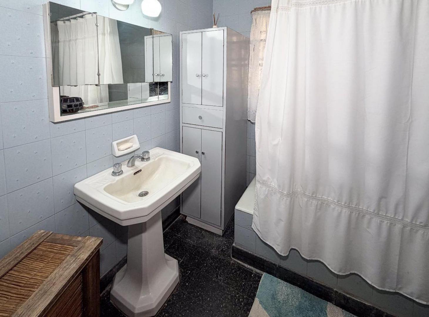 Foto de CASA DOS DORMITORIOS CON PATIO EN VENTA LA PLATA, imagen 4