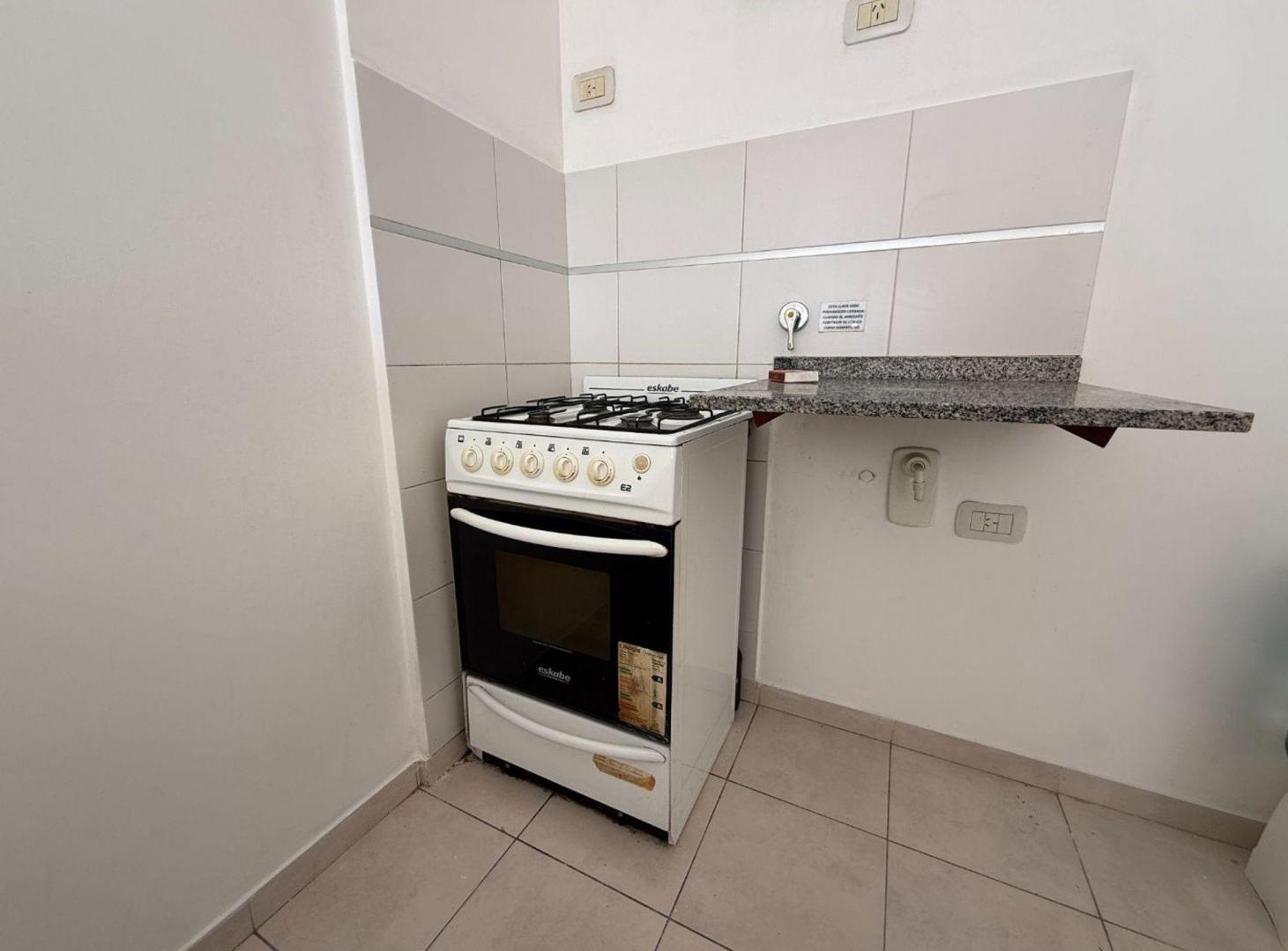 Foto de DEPARTAMENTO MONOAMBIENTE EN VENTA LA PLATA, imagen 5