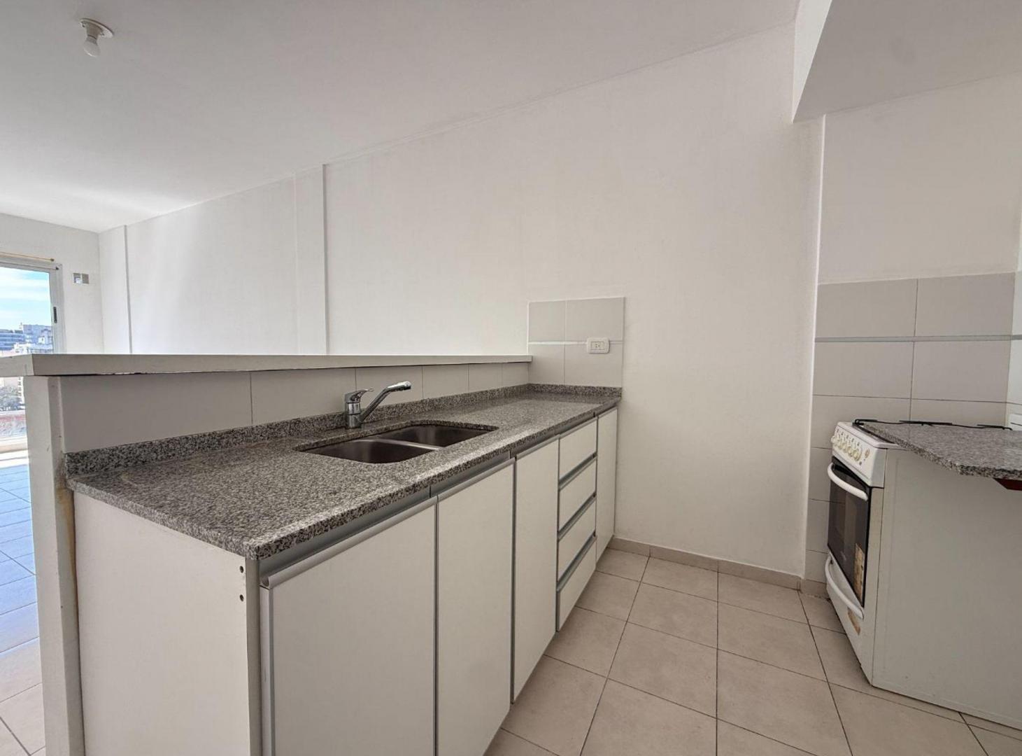 Foto de DEPARTAMENTO MONOAMBIENTE EN VENTA LA PLATA, imagen 4