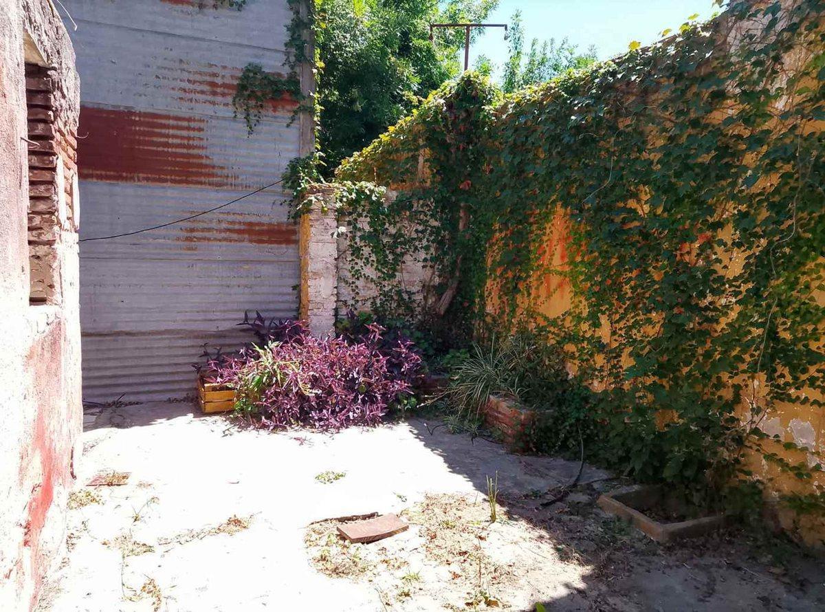 Foto de Casa en PH a remodelar o desarrollo en Berisso, imagen 2