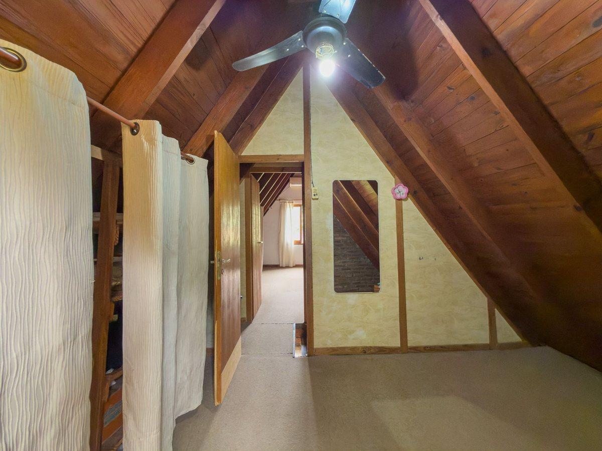 Foto de Casa en Venta en Los Hornos, imagen 3
