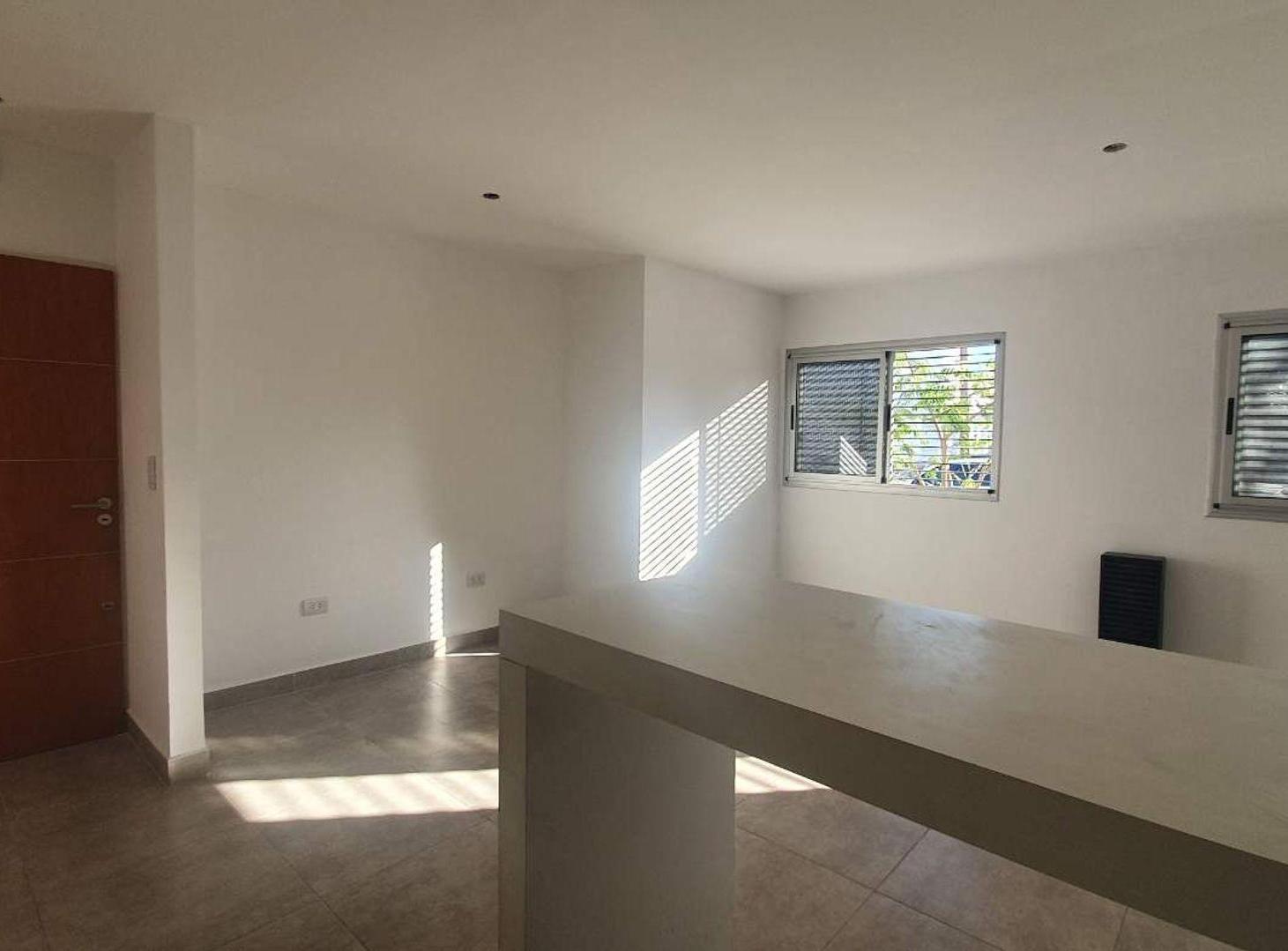 Foto de ALQUILER DEPARTAMENTO 1 DORMITORIO CON COCHERA, imagen 4