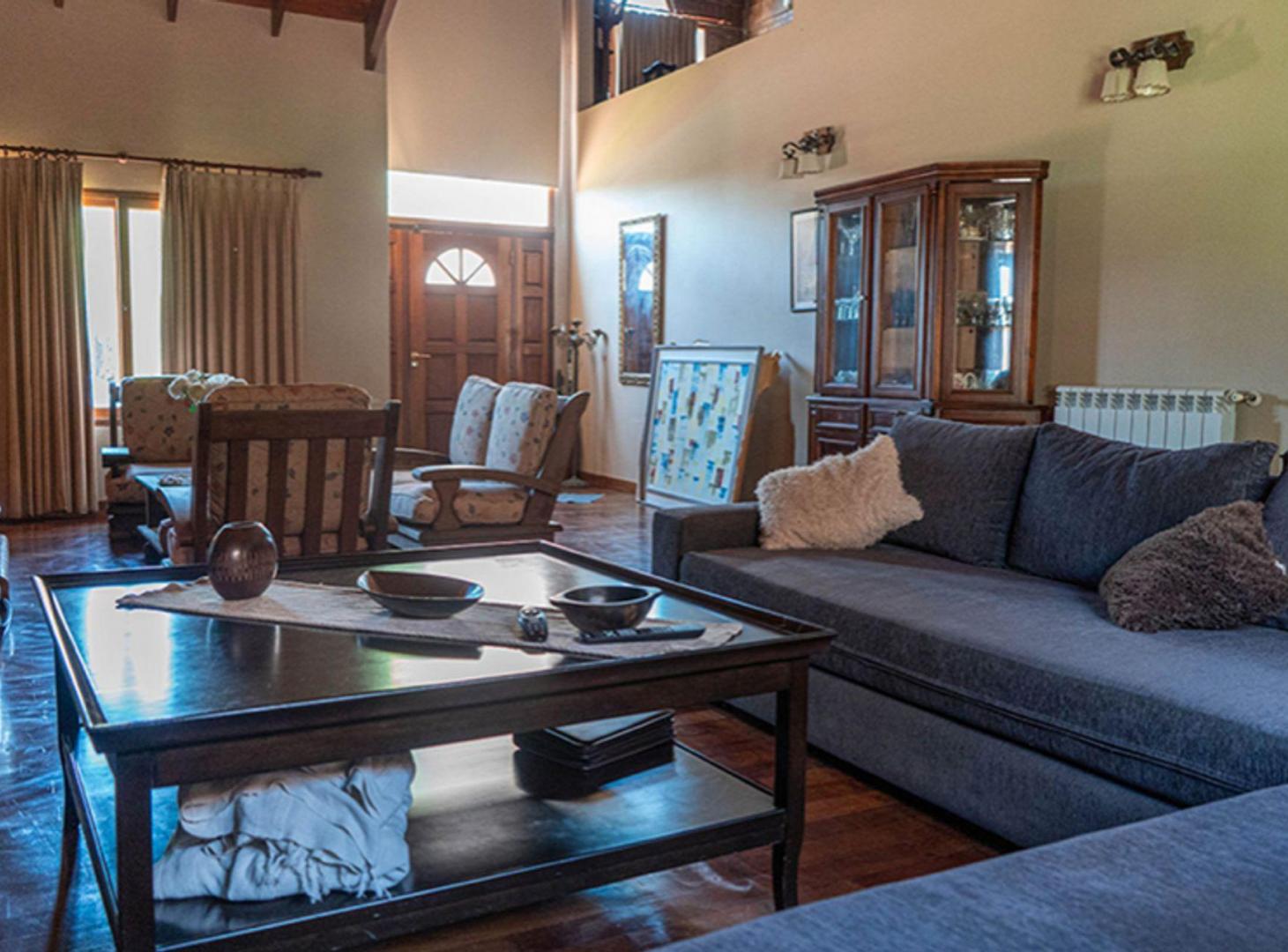 Foto de CASA EN VENTA GONNET, imagen 1