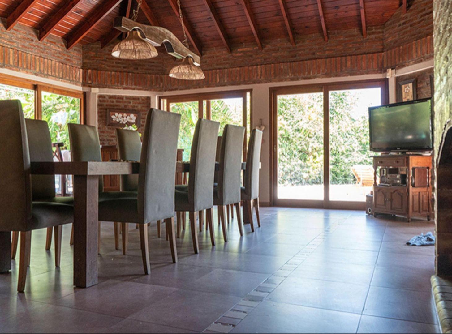 Foto de CASA EN VENTA GONNET, imagen 3