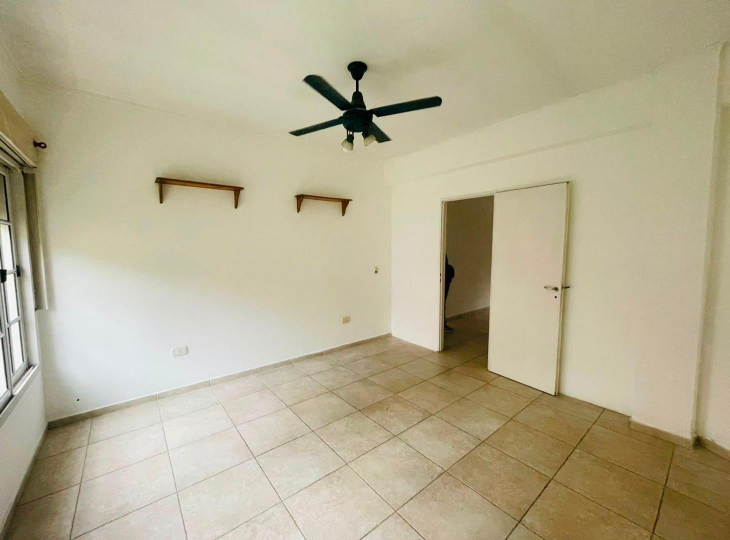 Foto de Departamento en venta en La Plata, imagen 3