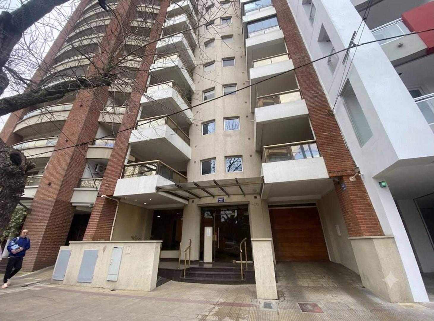 Foto de VENTA, DEPARTAMENTO 2 DORMITORIOS CON COCHERA., imagen 1