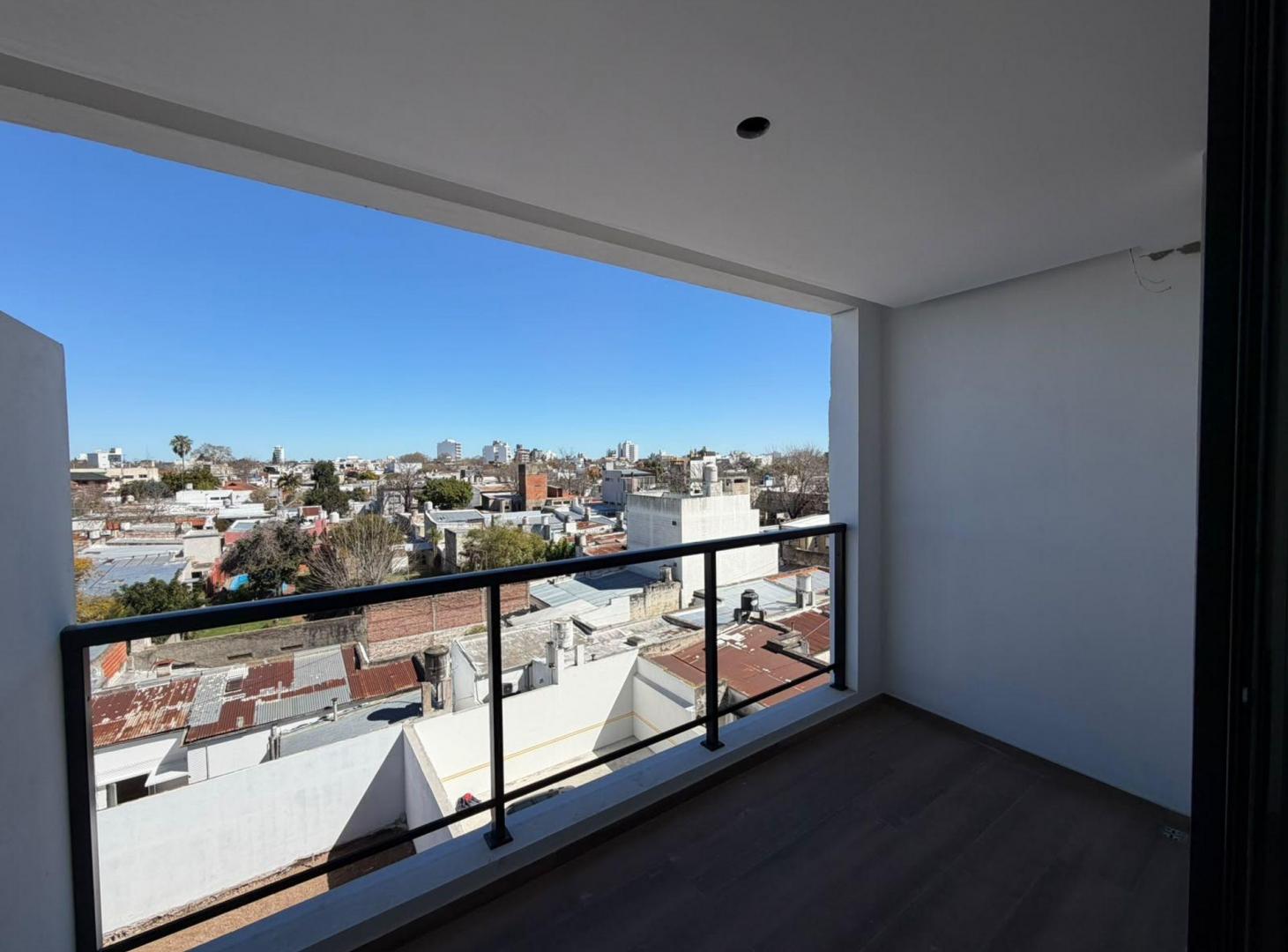 Foto de DEPARTAMENTO EN VENTA EN LA PLATA, imagen 1