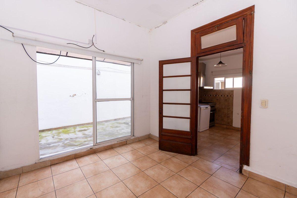 Foto de CASA EN VENTA CON COCHERA LA PLATA, imagen 3