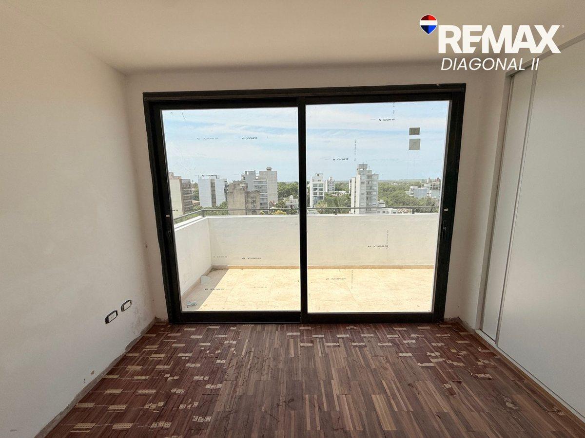 Foto de DEPARTAMENTO DUPLEX EN VENTA LA PLATA, imagen 2