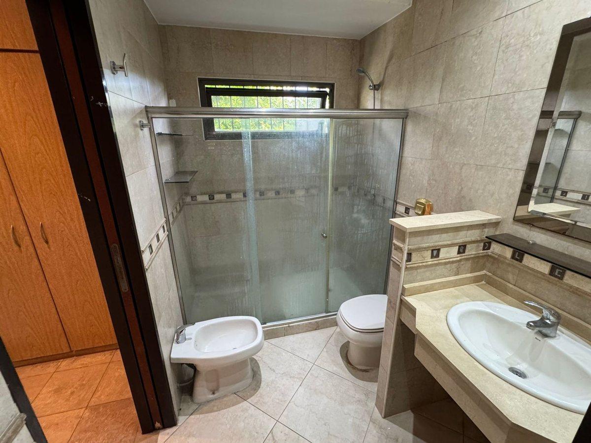 Foto de CASA EN VENTA BERAZATEGUI, imagen 5