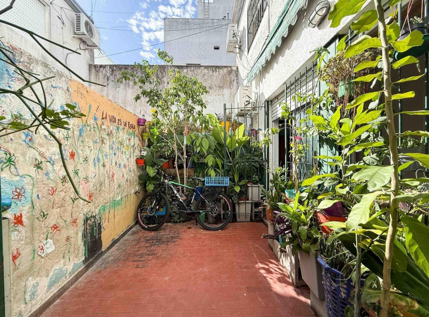 Foto de CASA DOS DORMITORIOS EN VENTA EN LA PLATA, imagen 1